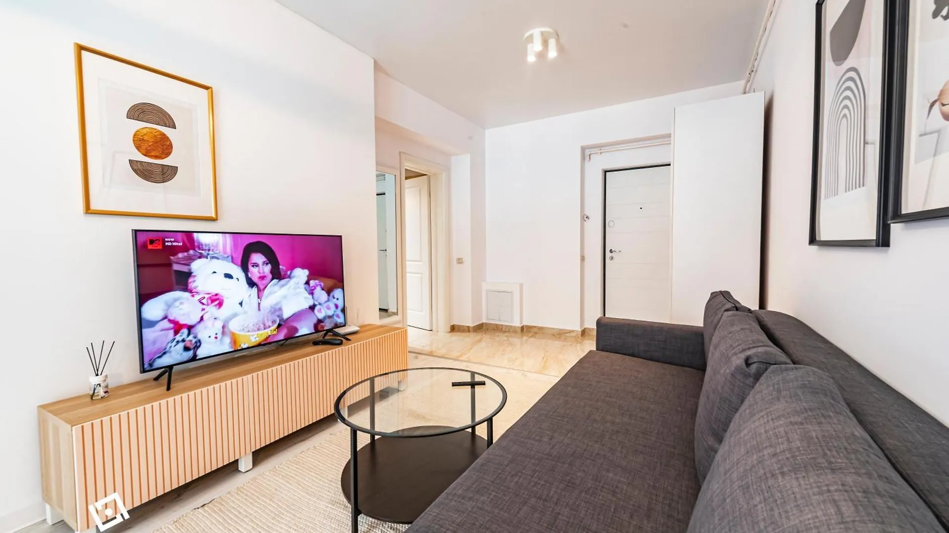 Central Apartments Near Unirii Square & Old Town Bucharest