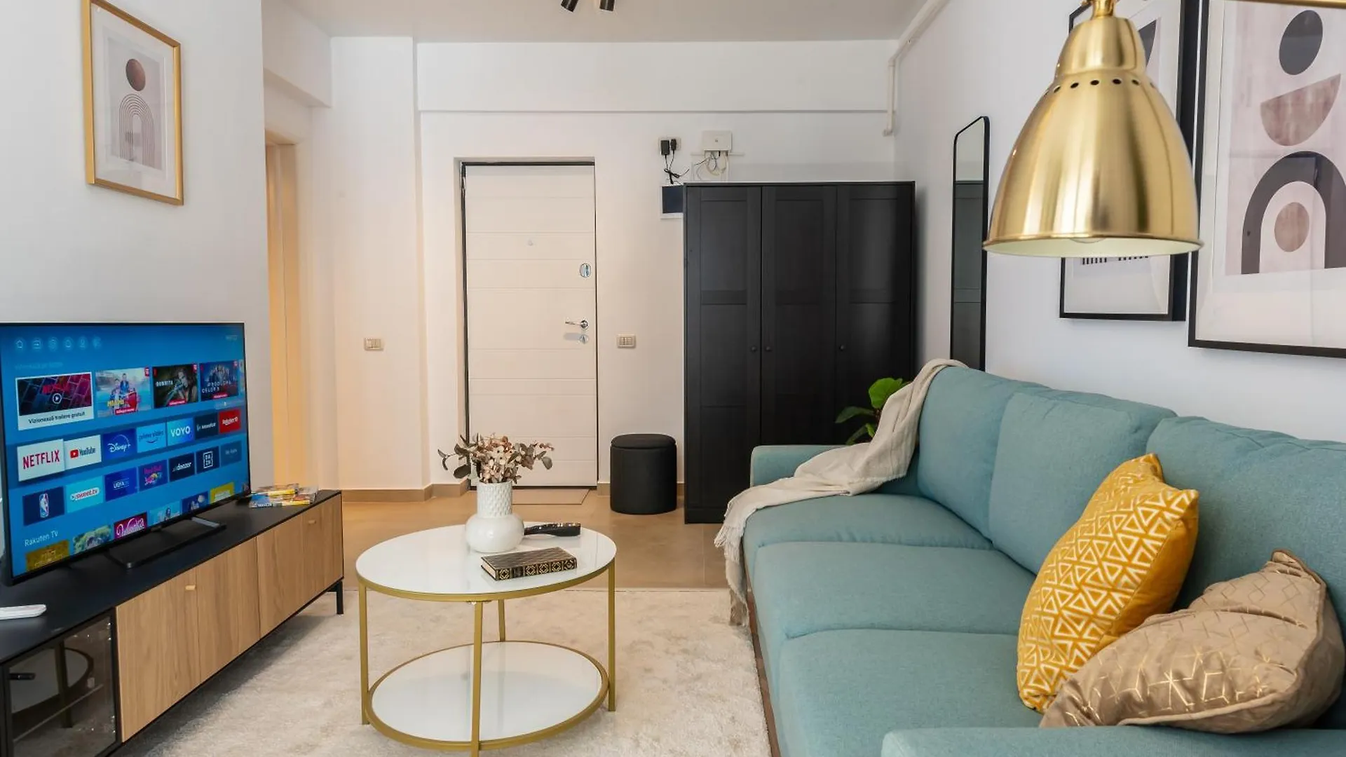 Central Apartments Near Unirii Square & Old Town Bucharest