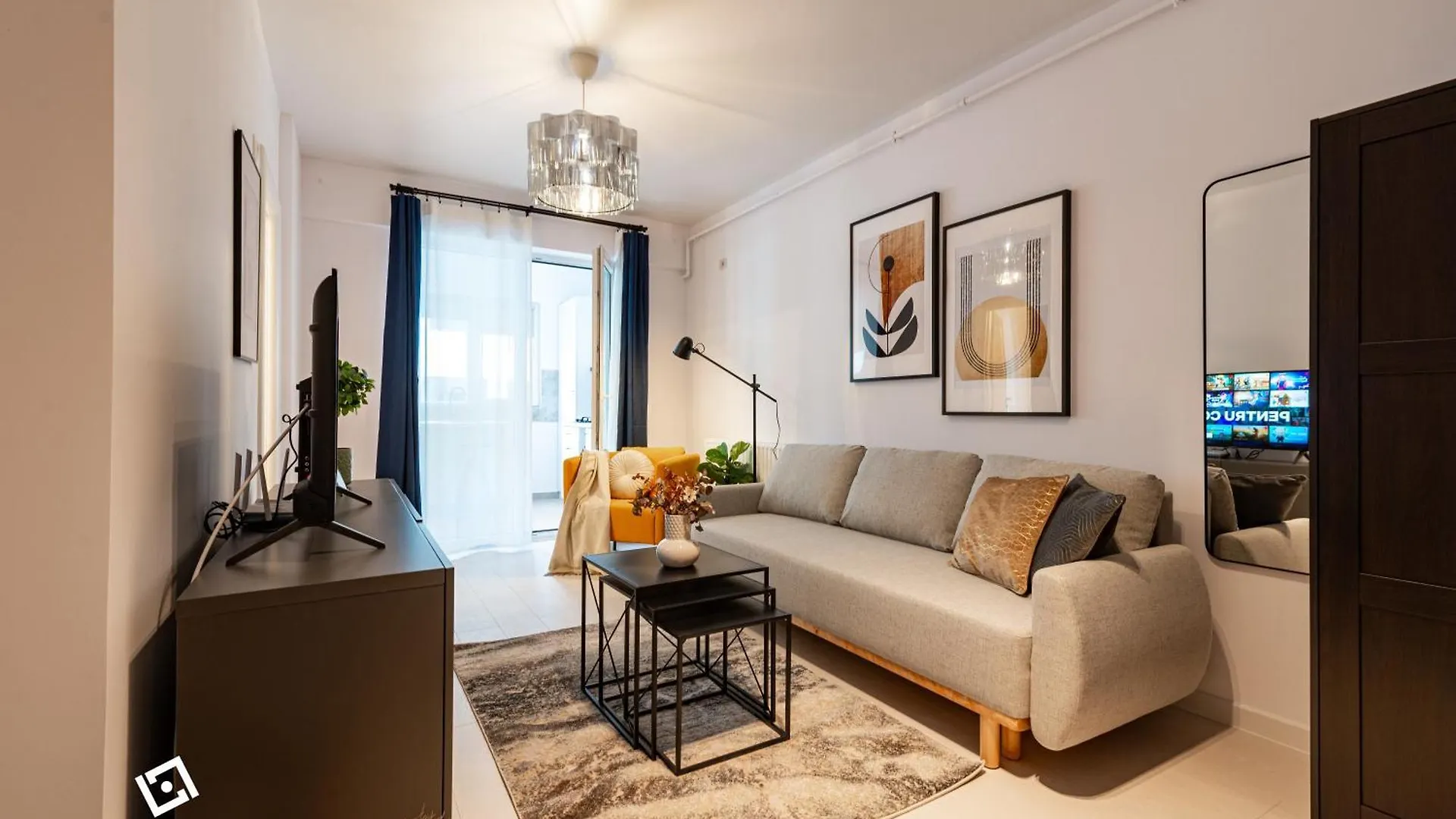 Central Apartments Near Unirii Square & Old Town Bucharest
