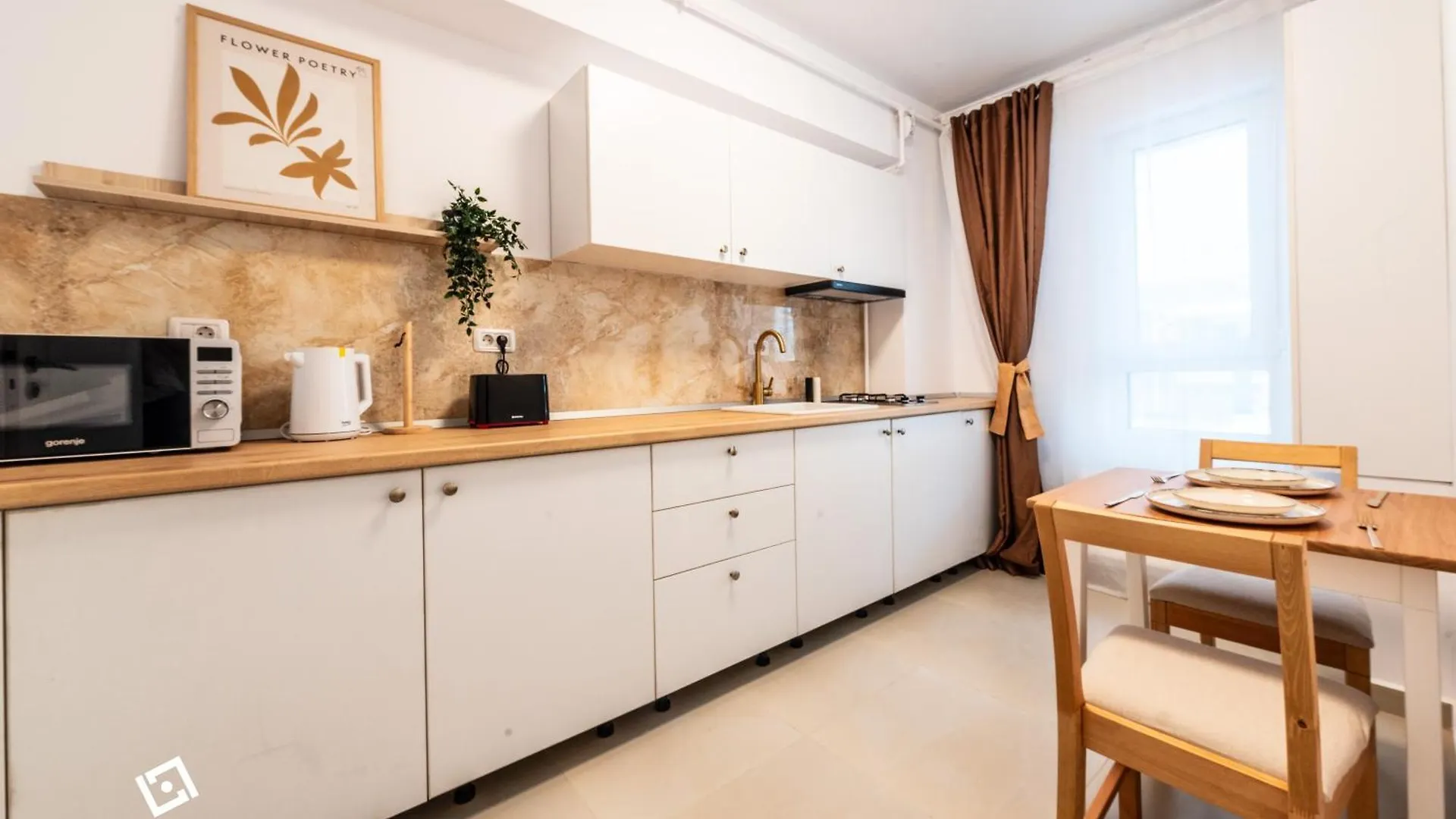 Central Apartments Near Unirii Square & Old Town Bucharest